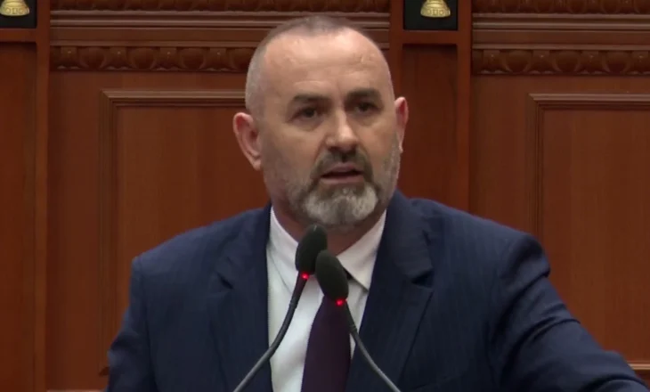 Përmbytjet, Manja-Hotit: Kur shkoni në veri për të bërë foto, mos shkoni me veshje 5-6 mijë euro