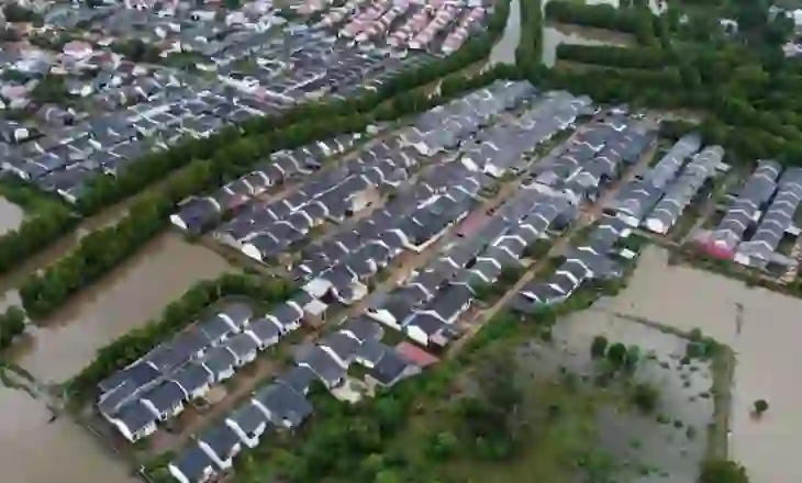 Përmbytjet në Indonezi, shkon në 19 numri i viktimave! 24 persona të zhdukur