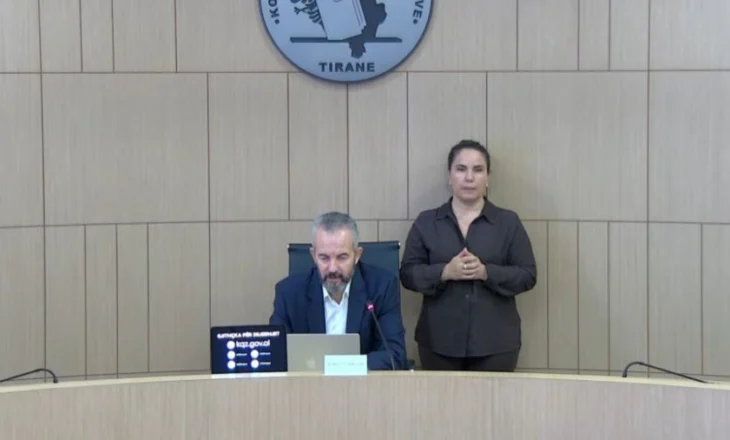 ‘Pjesëmarrja 2.42 %’/ Celibashi tregon si po ecën procesi i votimit në 5 bashki: Do të aplikohet numërimi me IA