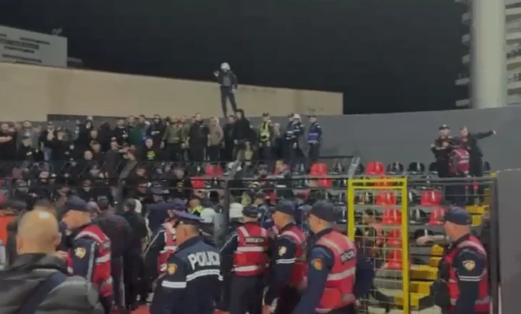 Plas keq në Vlorë, pas Flamurtari-Elbasani. Thyerje stolash, përleshje mes tifozëve, ndërhyn policia