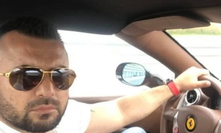 “Plumbi i Artë”, Elton Kila tregon njohjet me Florenc Çapjan, Suel Çelën e familjen e tij