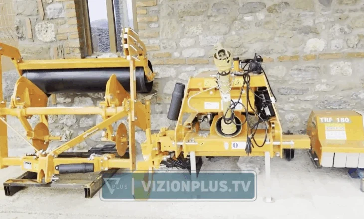 Pogradec/ Fermerët bashkohen në kooperativë, italianët mbështetje më pajisje për bujqësinë