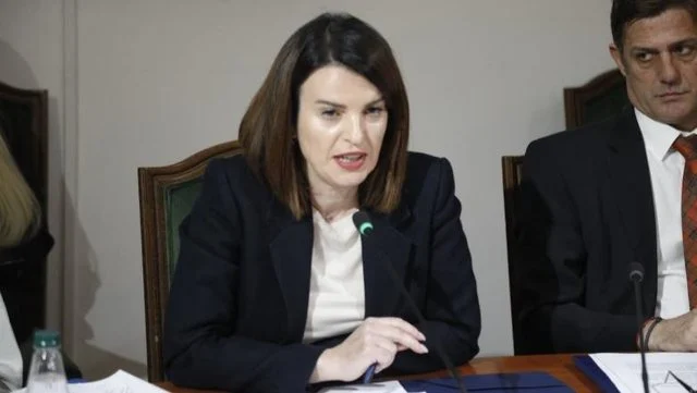 “Policët nuk rrinë në kuzhina se janë kthyer në shoferë të kriminelëve”