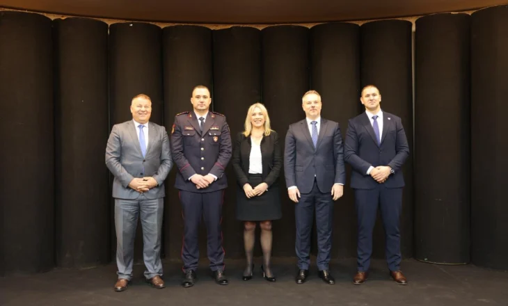 Policia e Shtetit/ Në Tiranë zhvillohet sesioni i radhës i Task Forcës së Përbashkët për Migracionin Britani e Madhe–Shqipëri–Kosovë–Mali i Zi–Maqedoni e Veriut