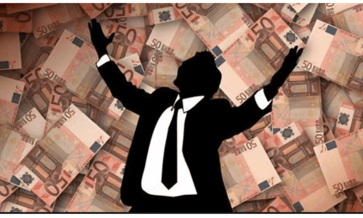 “Politikanët shqiptarë i zgjedh krimi”, gazetari: Miliona euro nga tonelatat e drogës futen në Shqipëri