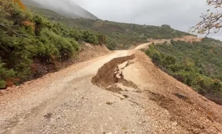 Problematika në qarkun Gjirokastër/ Pasojat e reshjeve të dendura, bllokohet rruga Suhë-Poliçan, dëmtohet…
