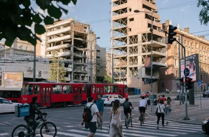 Projekti i Kushner në Serbi, NYT: Ligjvënësit serbë votojnë për hotelin luksoz të Trump në vendin historik të bombardimeve