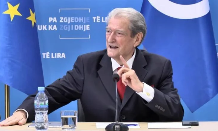 Propozimi “radikal” në mbledhjen e PD: Deputetët të hyjnë në grevë urie, bashkë me familjarët e tyre