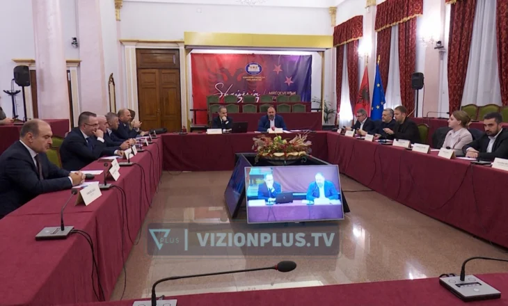 PS: “Ok” reduktimit të bashkive, opozita përplaset me mazhorancën në komisionin e territoriales