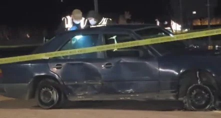 Qëllohet automjeti me armë zjarri në rrugën Shkodër-Hanin Hotit/ Aksidentohet rëndë drejtuesi, dhe braktis mjetin