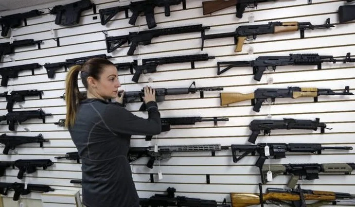 Qeveria vendim për “KAYO”-n: Autorizohet të prodhojë dhe tregojë armë për t’u përdorur nga strukturat e sigurisë