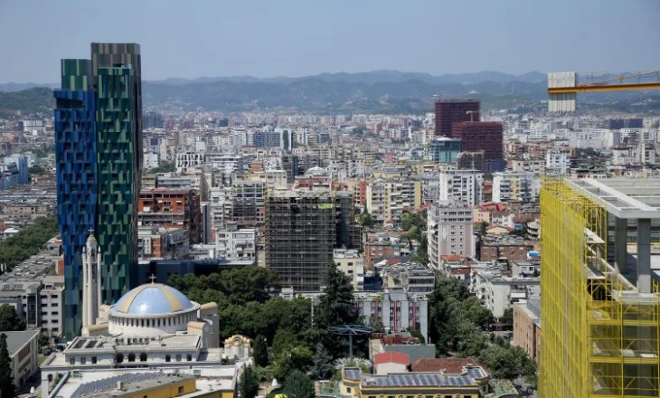 Qytetarët shqiptarë, ndër më pesimistët në Europë për blerje banese më 2025