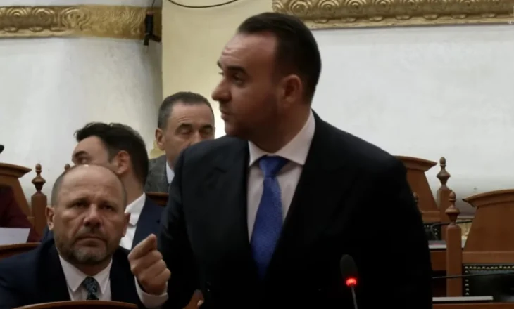 “Rama përdori Belindën e vet për…”/ Seanca plenare, reagon ashpër deputeti: Bashkëvepruan për të vjedhur miliona euro