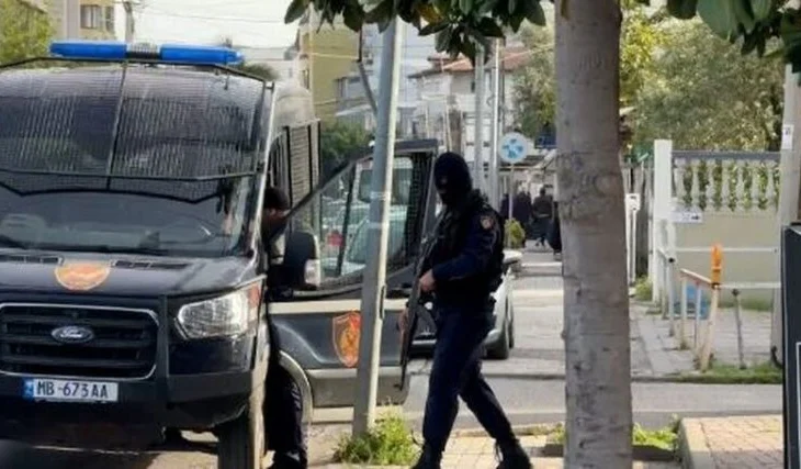 RENEA aksion në Pukë, rrethohet banesa e një të shumëkërkuari
