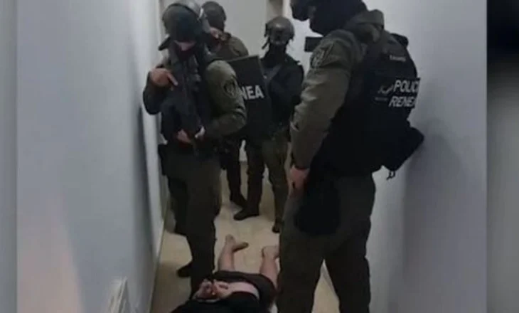 RENEA shkoi për të kapur Aldo Avdylajn, por “ngatërroi” derë, doli ministri i Mjedit: S’kam bërë gjë, sapo mora detyrën…