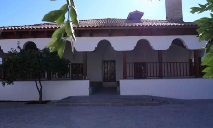 Restaurohet Xhamia Mbret/ Xhamia e Sulltan Bajazitit është ndërtuar 533 vite më parë, në kalanë e Elbasanit