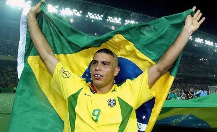 Ronaldo: Në kohën time mbrojtësit të kërcënonin, të pështynin, të shkelnin, të rrihnin…