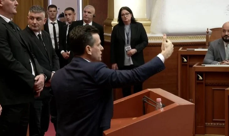 Rrëfimi i Pacollit për Aeroportin e Vlorës, reagon Agron Shehaj: Tregon mënyrën se si ndahen tenderat në mënyrë fiktive