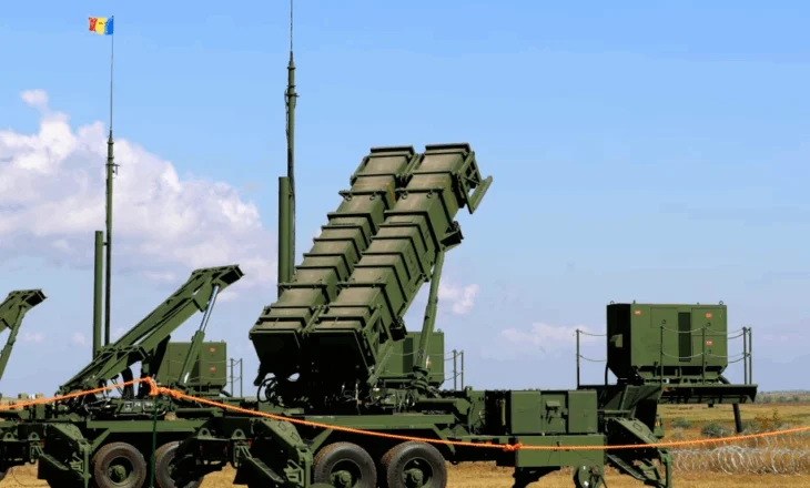 Rumania nënshkruan marrëveshje për blerjen e sistemeve franceze të mbrojtjes ajrore