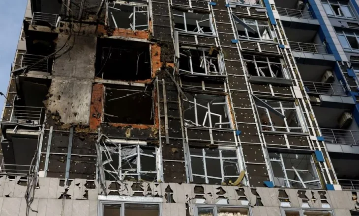 Rusia sulmon sërish Kievin, teksa raportohet për bisedime shtesë për paqe