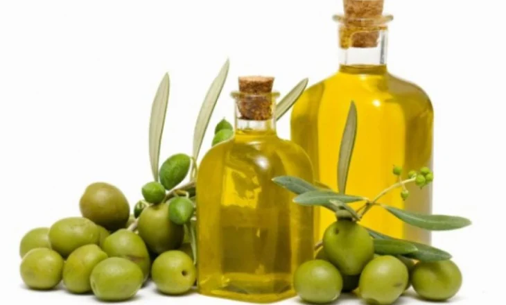 Sekrete popullore për të dalluar vajin e ullirit bio nga ai i përzier