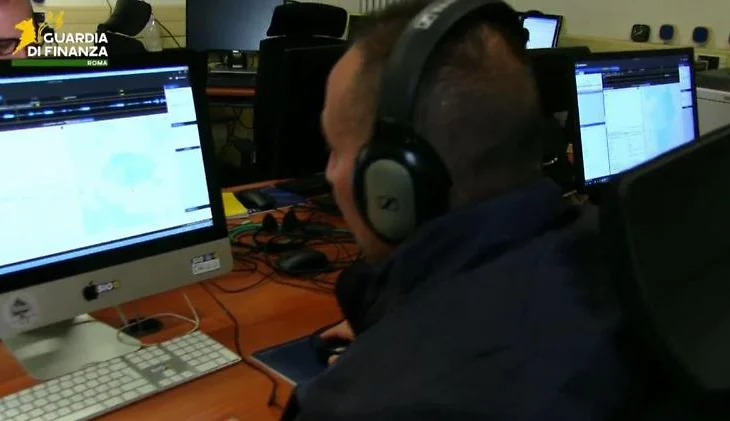 Sekuestrohen 130 kg lëndë narkotike/ Goditet banda e trafikut të kokainës në Itali, drejtohej përmes platformave…