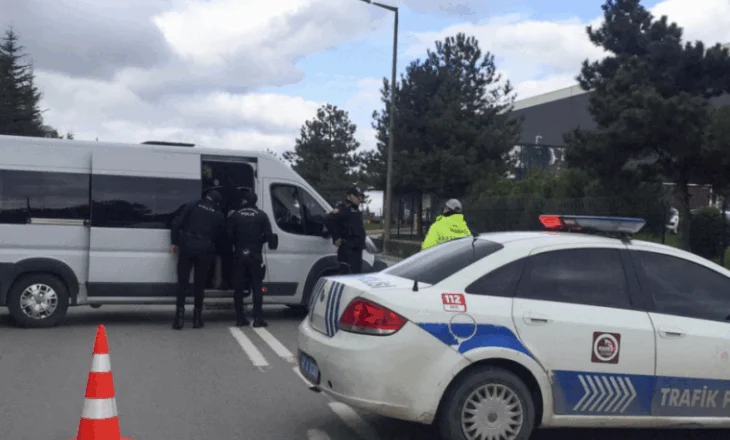 Sekuestrohen drogë, armë e municione/ “Paqja e Stambollit”, 1022 të arrestuar gjatë megaoperacionit në Turqi