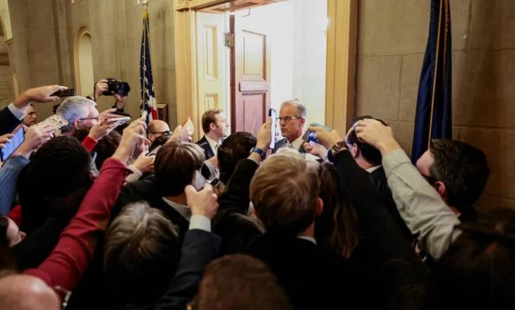 Senati Amerikan miraton projektligjin që mund t’i japë fund mbylljes së qeverisë