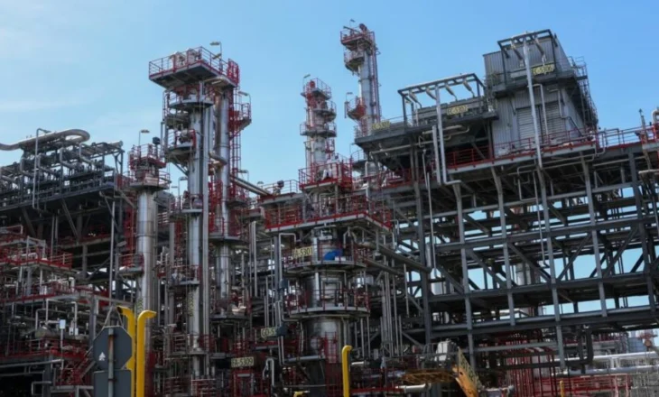 Serbia në krizë nafte, çmimet mund të rriten