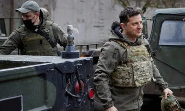 SHBA paralajmëron kufizimin e inteligjencës dhe armëve për të shtyrë Ukrainën drejt një marrëveshje paqeje