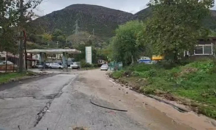 Shembet ura në Jezull, fëmijët mbeten pa shkuar në shkollë, bllokohen disa fshatra në zonat malore të Mirditës