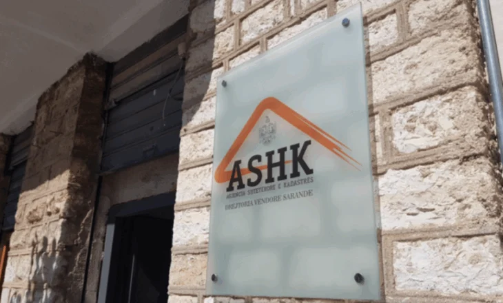 Shkarkohet nga detyra drejtori i Kadastrës Sarandë