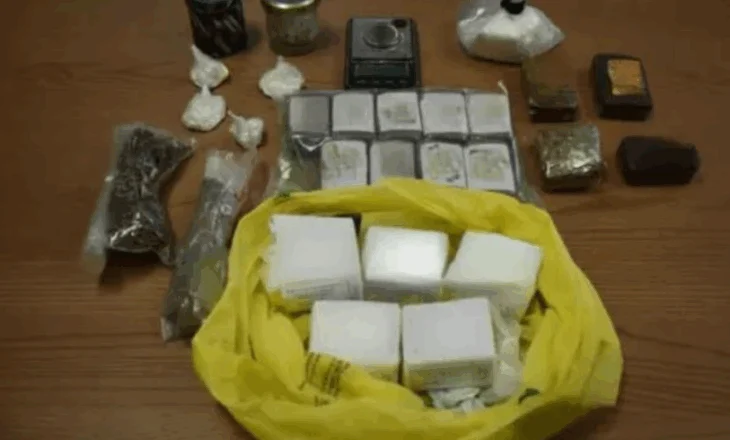 Shkatërrohet banda shqiptaro-italiane e drogës, 10 në pranga