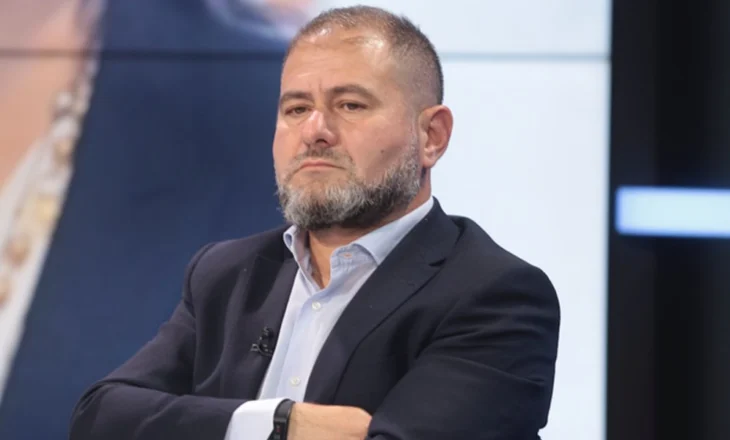 Shkullaku: Po u hapën letrat e Ballukut, del e gjithë lista e të korruptuar që mban në këmbë Rilindjen