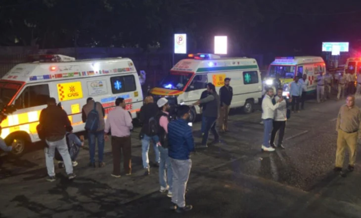 Shpërthim i fuqishëm në Indi, 8 të vdekur e dhjetëra të plagosur, shpallet gjendja e alarmit