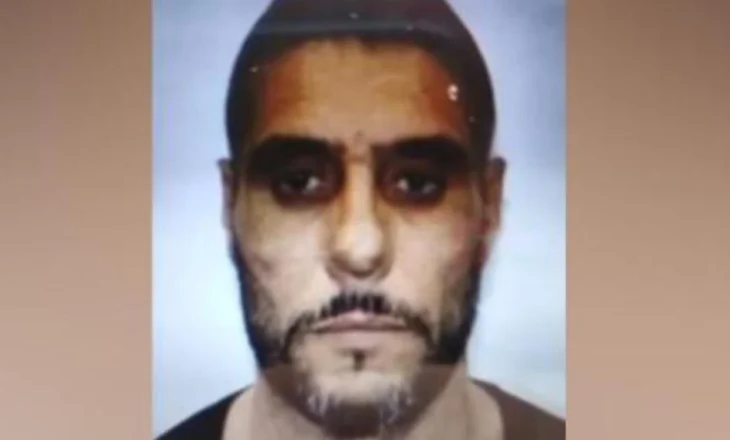 Shpërthim në banesën e nënës së Gentjan Zotos, i dënuar për atentatin ndaj Inez Hajrullës