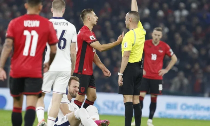 Shqipëri-Angli, Strakosha shpëton portën kuqezi, mbyllet pa gola pjesa e parë