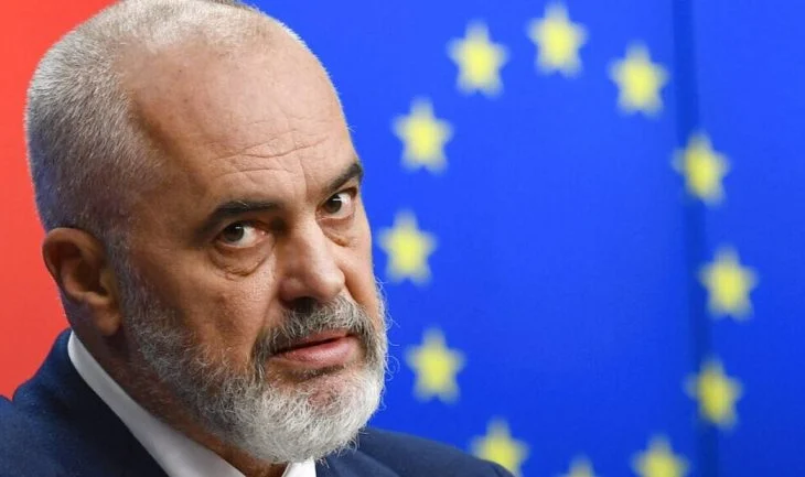 Shqipëria e suksesshme “online”, por mbi 100 vite larg BE-së në arsim, infrastrukturë dhe qeverisje