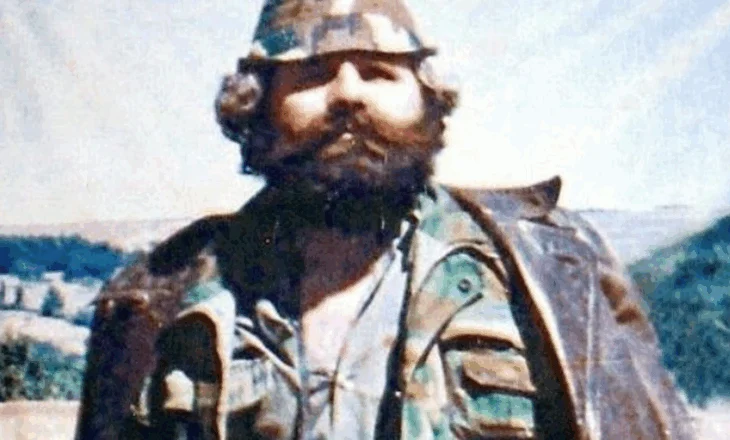 Shqipëria feston Pavarësinë! Sot, 70 vite nga lindja e Adem Jasharit, komandanti që sfidoi Serbinë