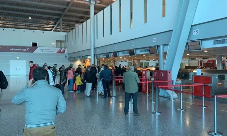 Shqiptarët pushtojnë Evropën për festat e Nëntorit: 82 avionë nisen vetëm të premten nga Rinas