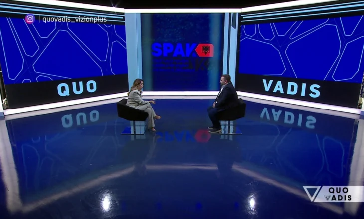 Shqiptarëve u është “regjur lëkura”/  Eksperti tregon zanafillën e korrupsionit