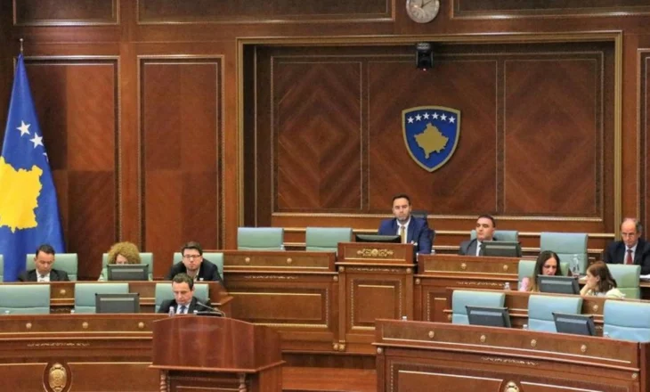 Situata politike në Kosovë, analiza e DW: “Kryeneçësia” e partive politike për të mos bashkëpunuar ‘lë’ shtetin pa qeveri