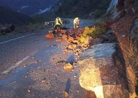 Situatë problematike në qarkun Dibër/ Bllokime rrugësh, dhe mungesë energji në disa zona