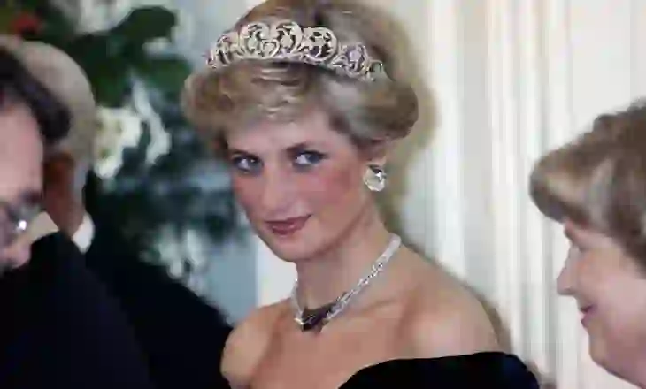 Skandal i ri për BBC, libri i ri zbulon mashtrimin pas intervistës së Princeshës Diana