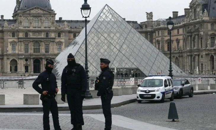 Skandali ne Luvër: Passworde të thjeshta dhe sisteme të vjetra në zemër të muzeut më të famshëm