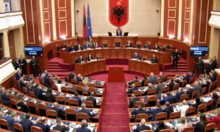 Sot seancë plenar në Kuvend/ Nga zgjedhja e anëtarëve të Komisionit Rregullator të KQZ, te raportimi i disa institucioneve, rendi i ditës