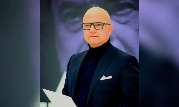 Strazimiri: Nuk paska lënë gjë pa i përmendur nga të pabërat që ka bërë, ‘Robert Çamçakëzit’ të tij të dashur…