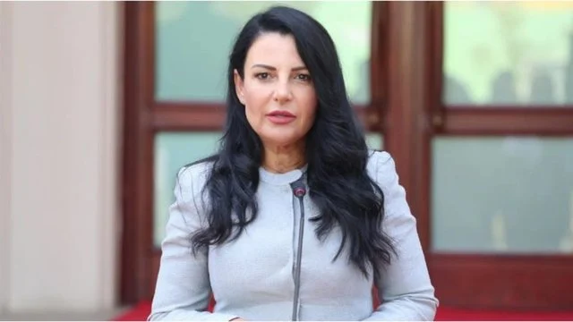 “Të përballej me drejtësinë e dorëhequr”, Gjekmarkaj reagon ashpër: Rama mbron Ballukun, shkel standardet morale