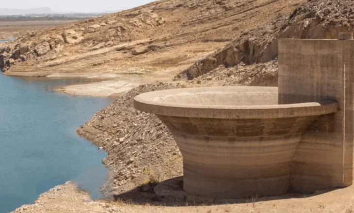 Teherani përballet me krizë uji për shkak të thatësisë së madhe