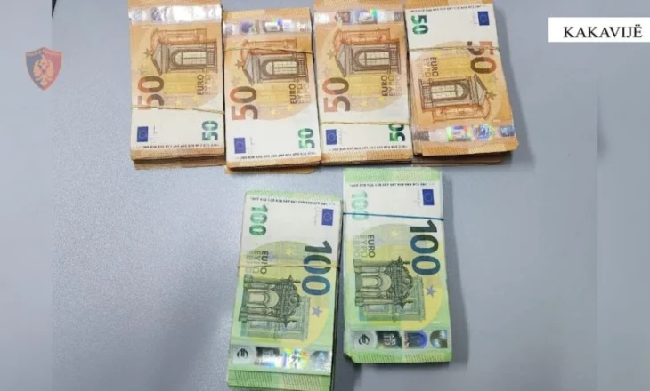 Tentoi të nxirrte nga Shqipëria 42 000 euro pa i deklaruar, i sekuestrohen